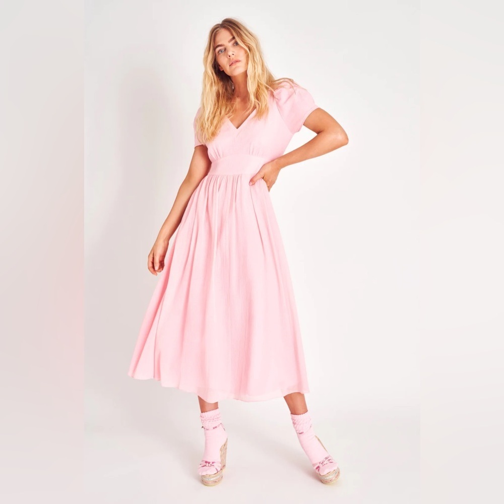 Pink V-Neck Midi Dress with Puff Sleeves